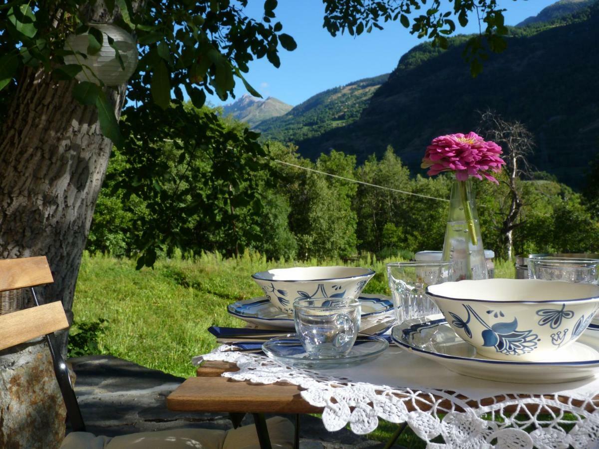 Grange Epiney Bed E Breakfast Bed & Breakfast La Salle Eksteriør bilde