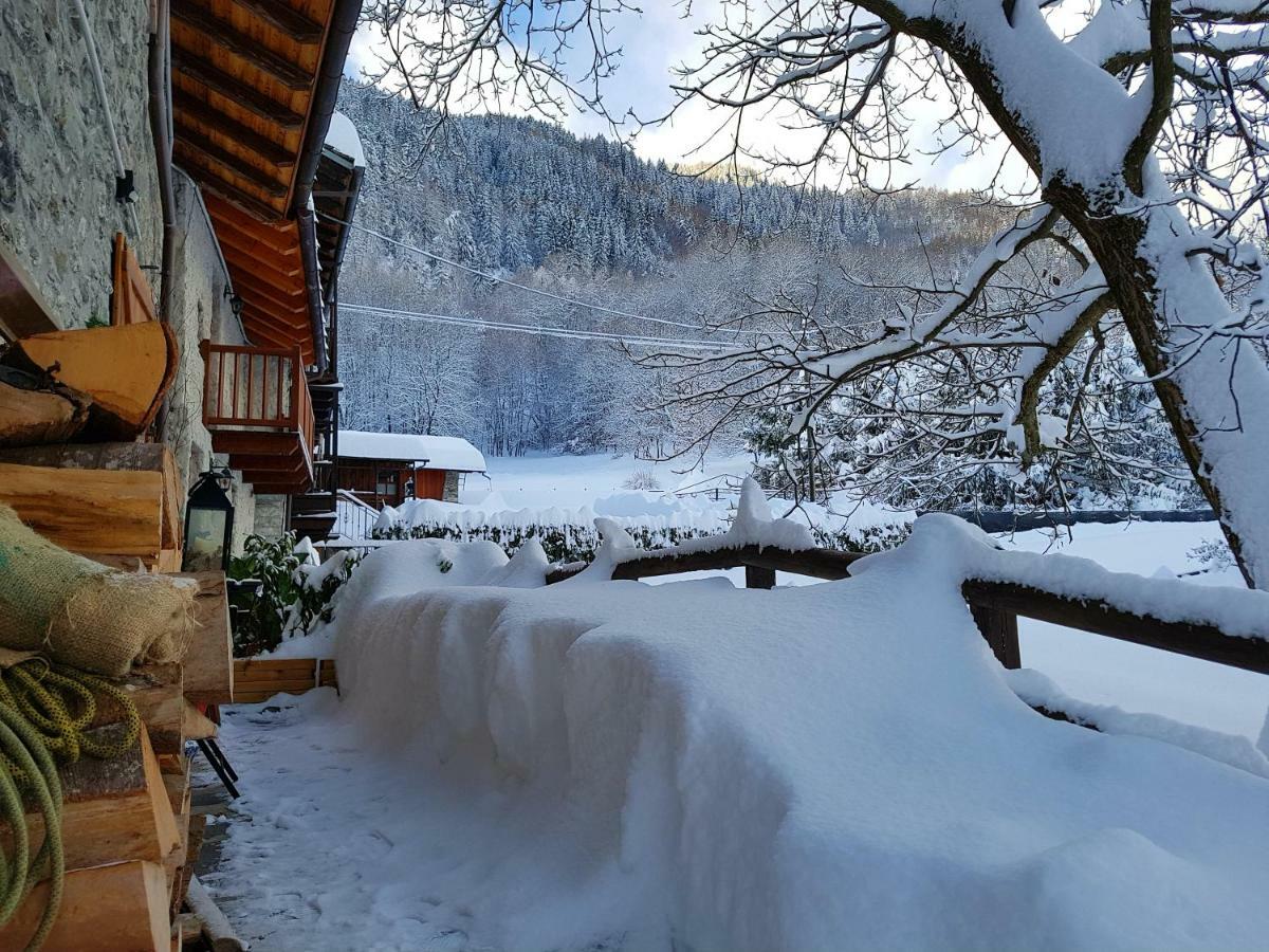 Grange Epiney Bed E Breakfast Bed & Breakfast La Salle Eksteriør bilde