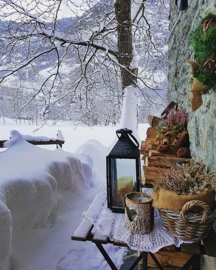 Grange Epiney Bed E Breakfast Bed & Breakfast La Salle Eksteriør bilde