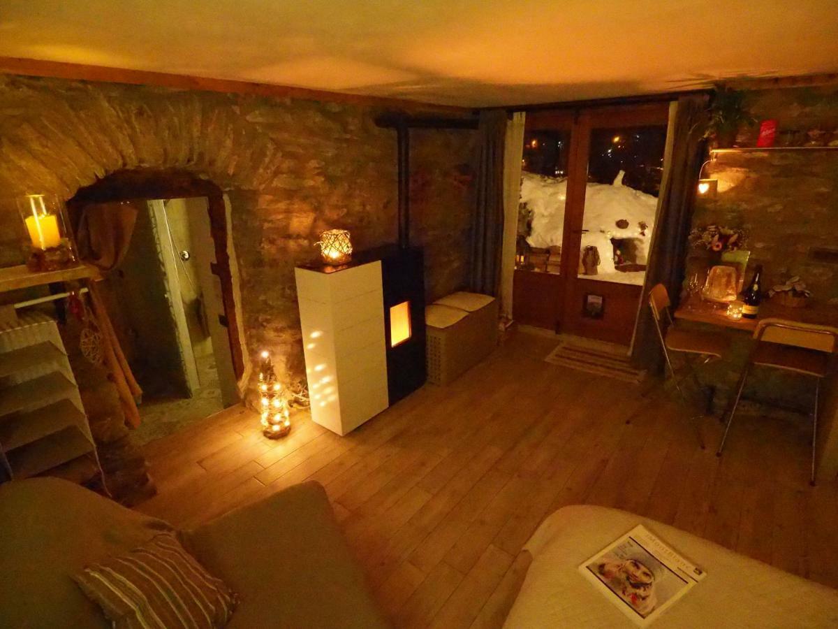 Grange Epiney Bed E Breakfast Bed & Breakfast La Salle Eksteriør bilde