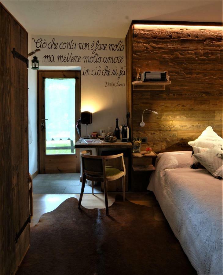 Grange Epiney Bed E Breakfast Bed & Breakfast La Salle Eksteriør bilde